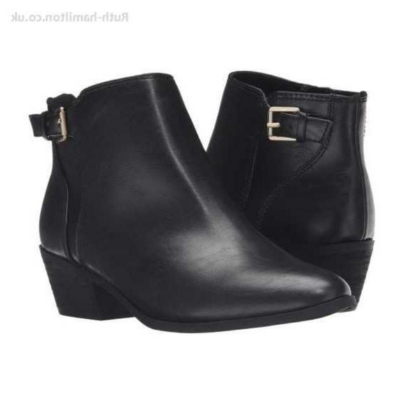 dr scholl's beckoned boot